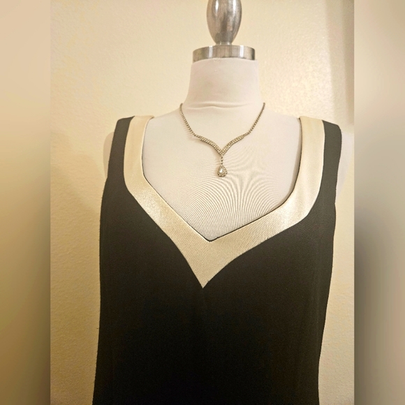 Black/White Maxi Dress by Virgo II - Picture 6 of 6